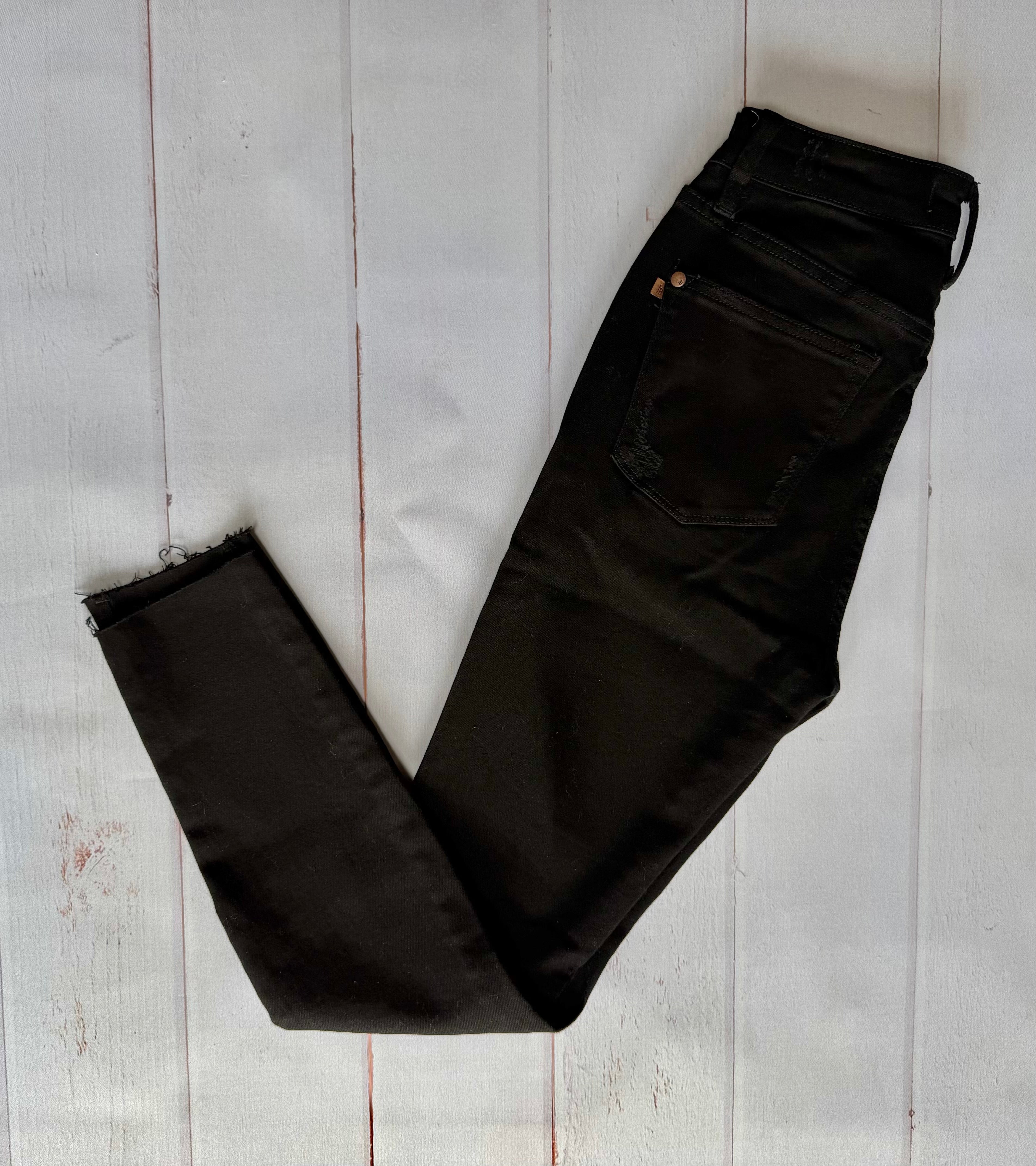 Judy Blue High Waist Skinny Fit Destructed Raw Hem