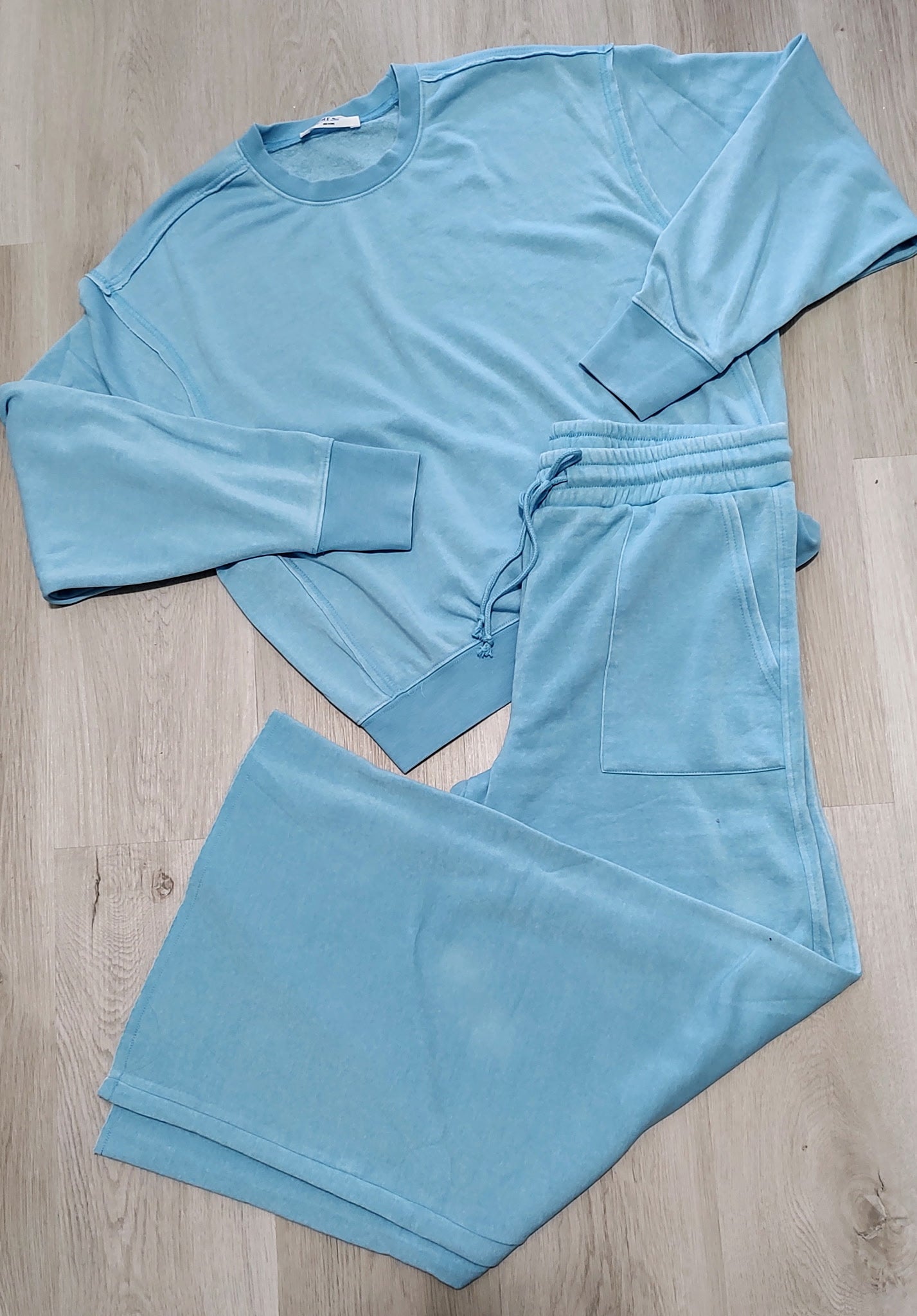 Raw Edge Detail Burnout Sweatshirt